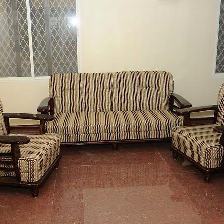 Tripura Sundari Residency Hotel Madanapalle Екстериор снимка