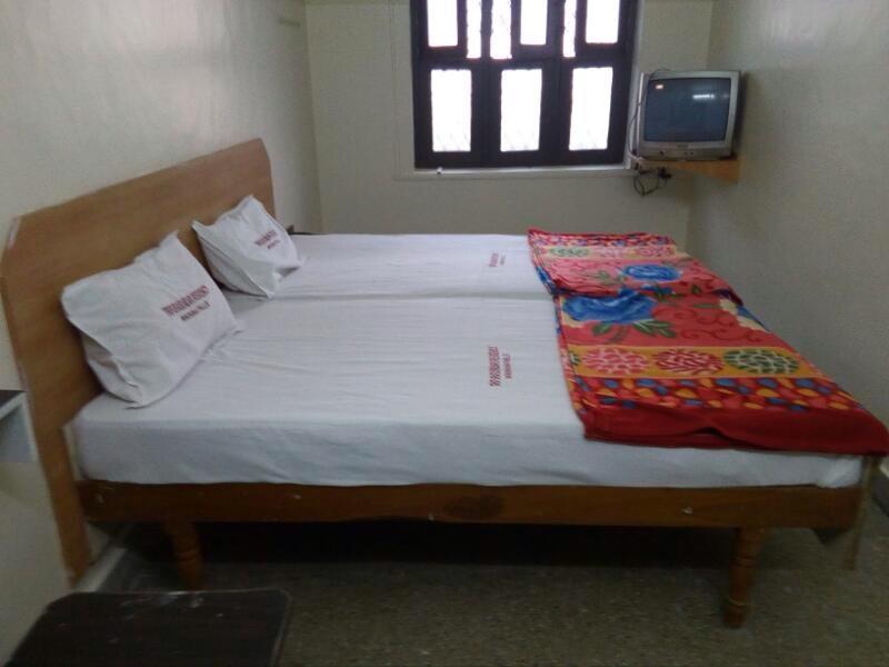 Tripura Sundari Residency Hotel Madanapalle Екстериор снимка